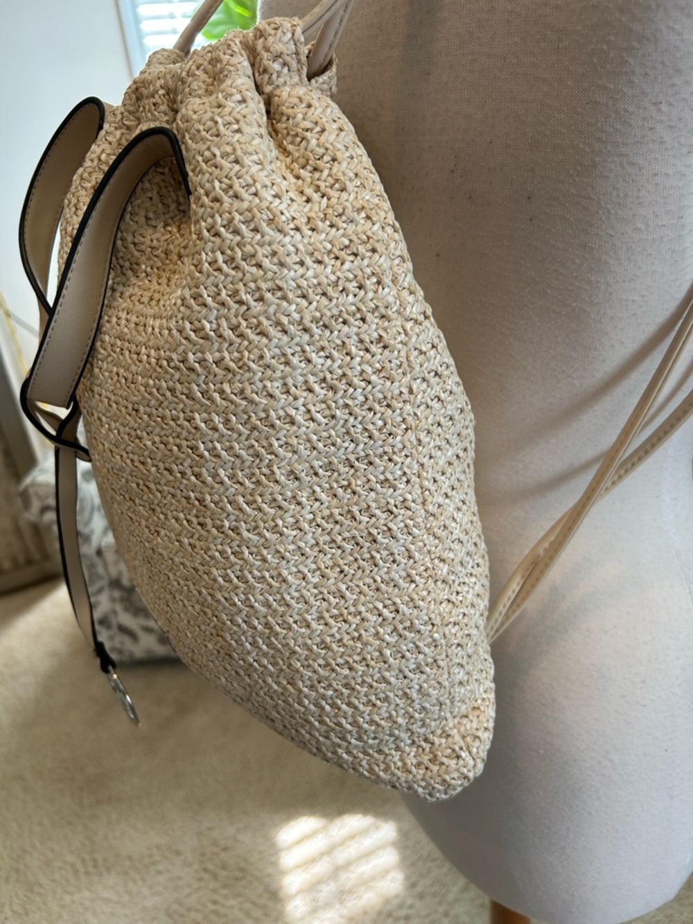 Amiani Woven Convertible Bag/Backpack - Picture 6 of 12